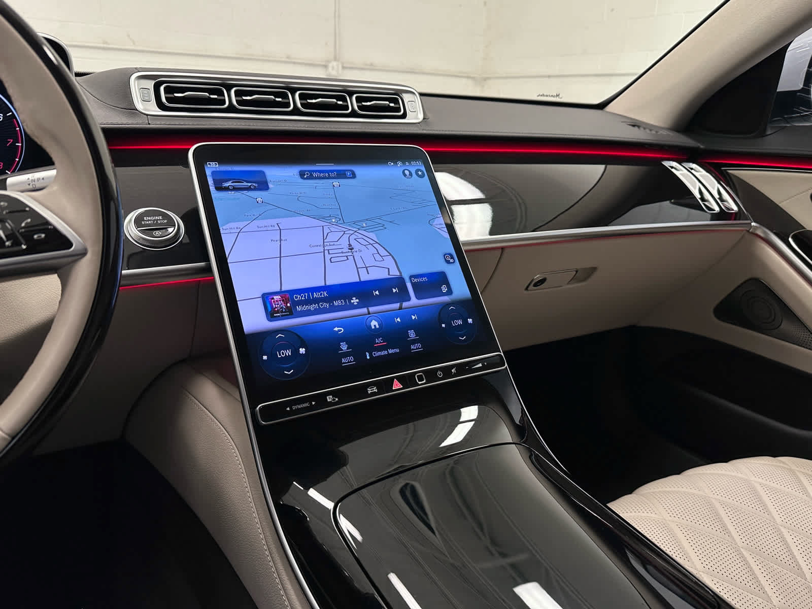 Used 2024 Mercedes-Benz S 580 4MATIC Sedan image 28