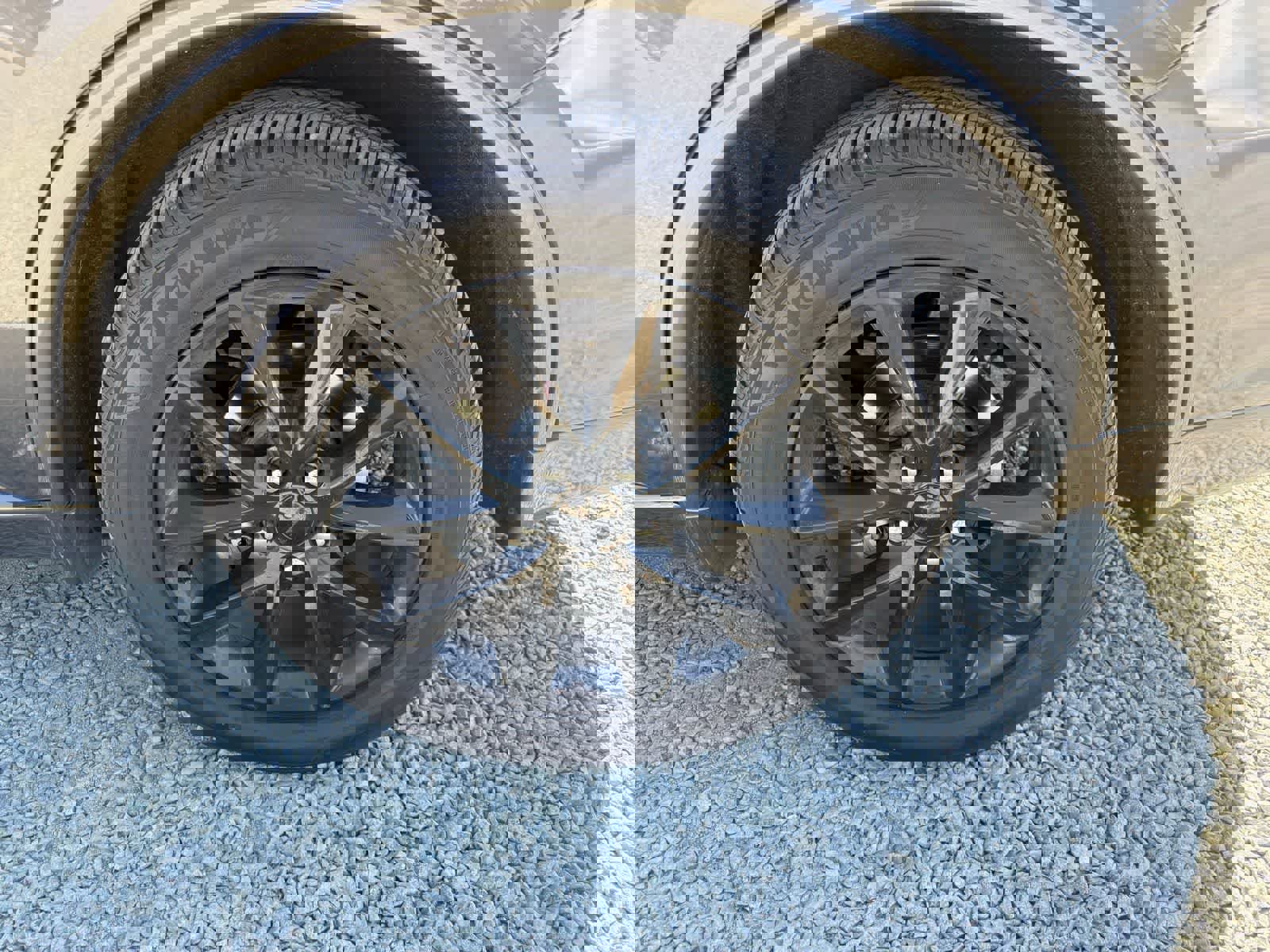 Used 2018 Dodge Durango R/T w/ Blacktop Package image 10