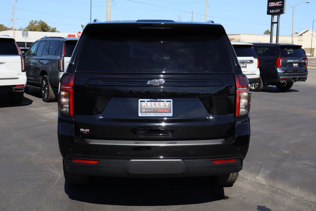Used 2023 Chevrolet Suburban Z71 w/ Luxury Package image 7