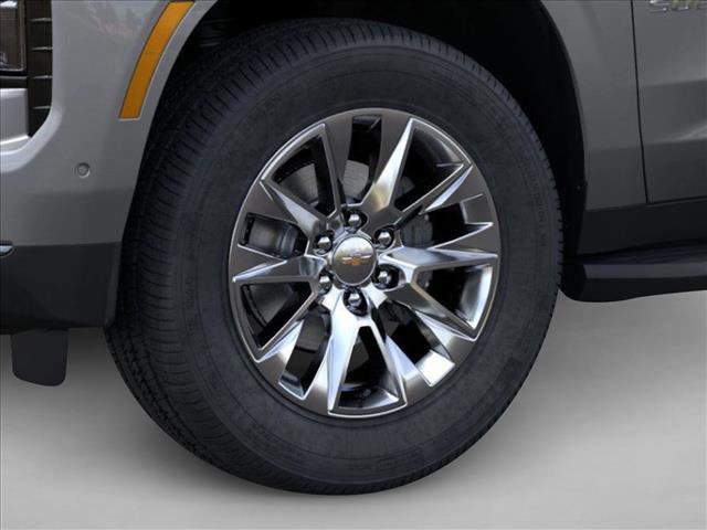 New 2025 Chevrolet Suburban Premier image 9