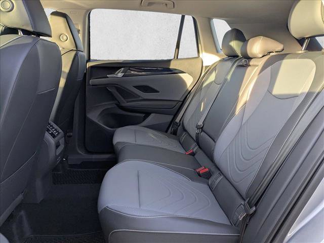 New 2026 Volkswagen Tiguan SE image 15