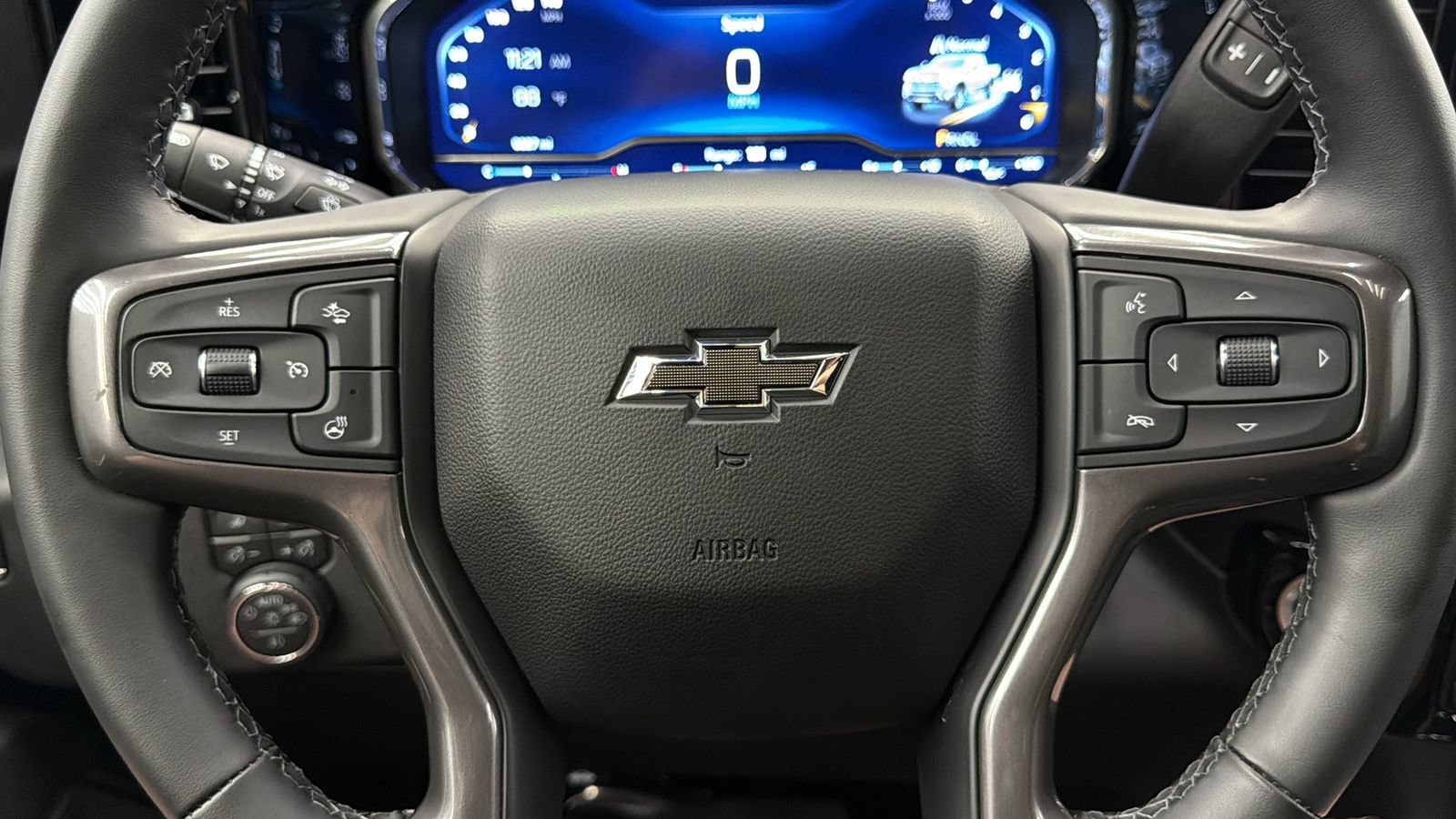 Used 2025 Chevrolet Silverado 2500 High Country w/ Midnight Edition AWD/4WD image 29