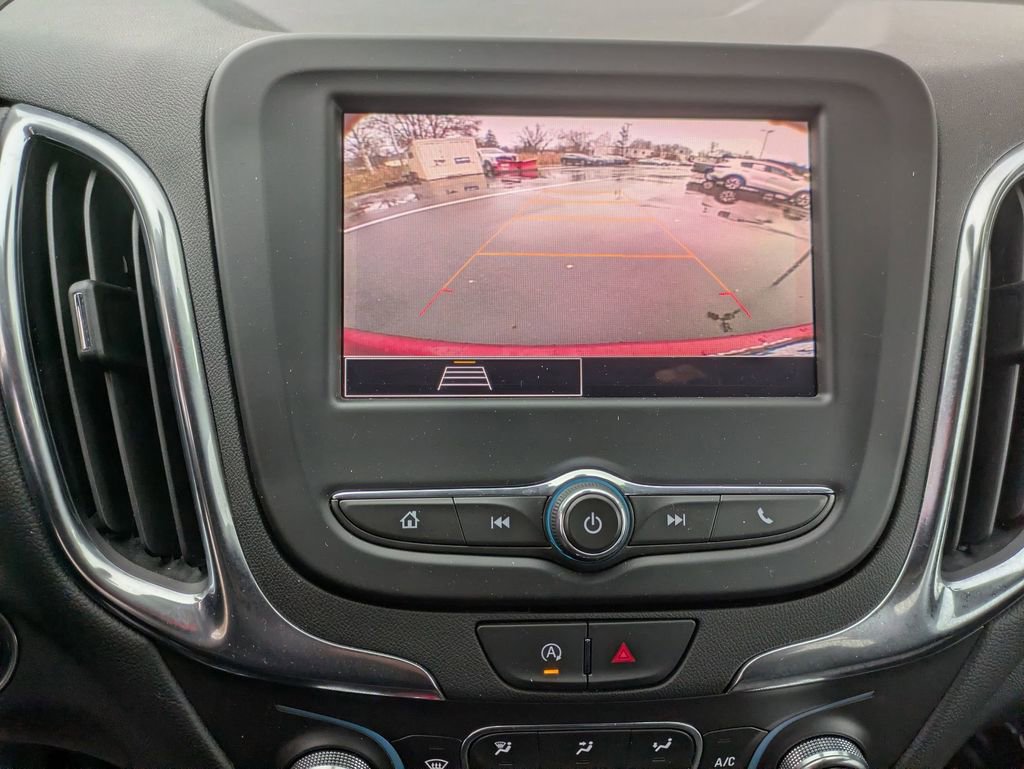 Used 2022 Chevrolet Equinox LT image 15