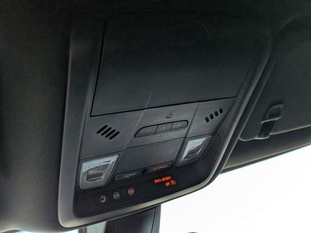 Used 2021 Chevrolet Blazer RS w/ Enhanced Convenience Package FWD image 23