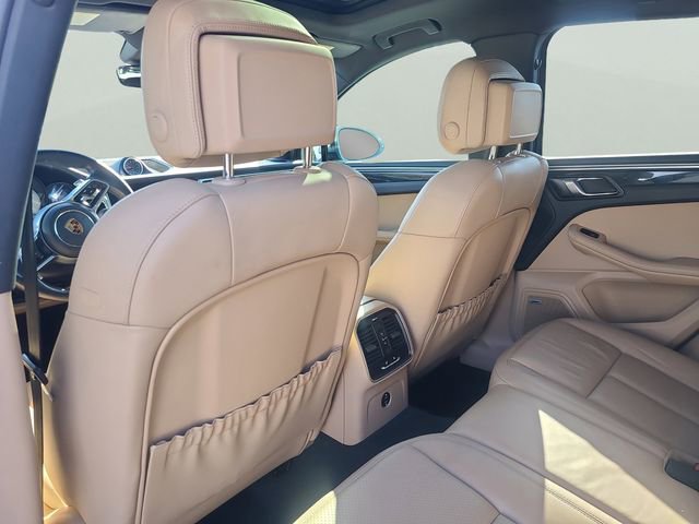 Used 2020 Porsche Macan S image 15