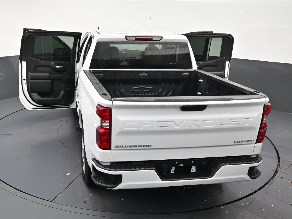 Used 2024 Chevrolet Silverado 1500 Custom RWD image 31