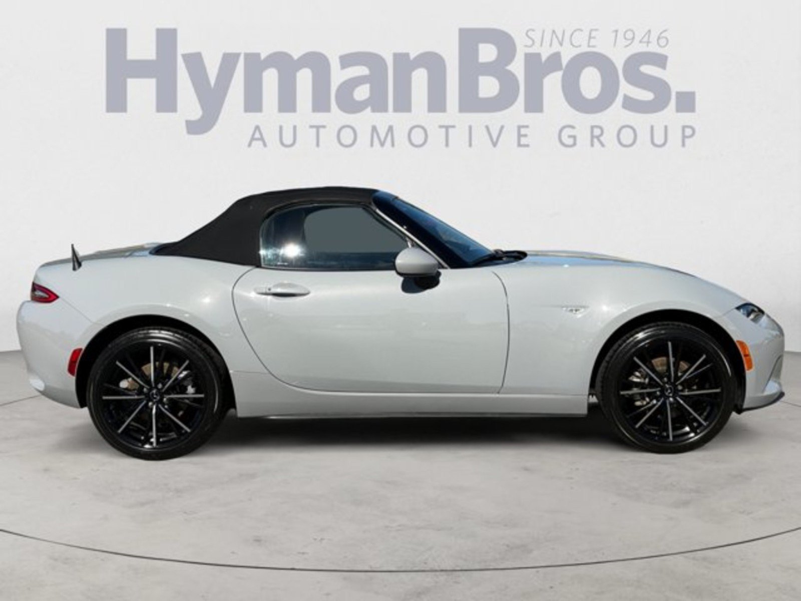 Used 2024 MAZDA MX-5 Miata Grand Touring w/ Weather Package RWD image 2