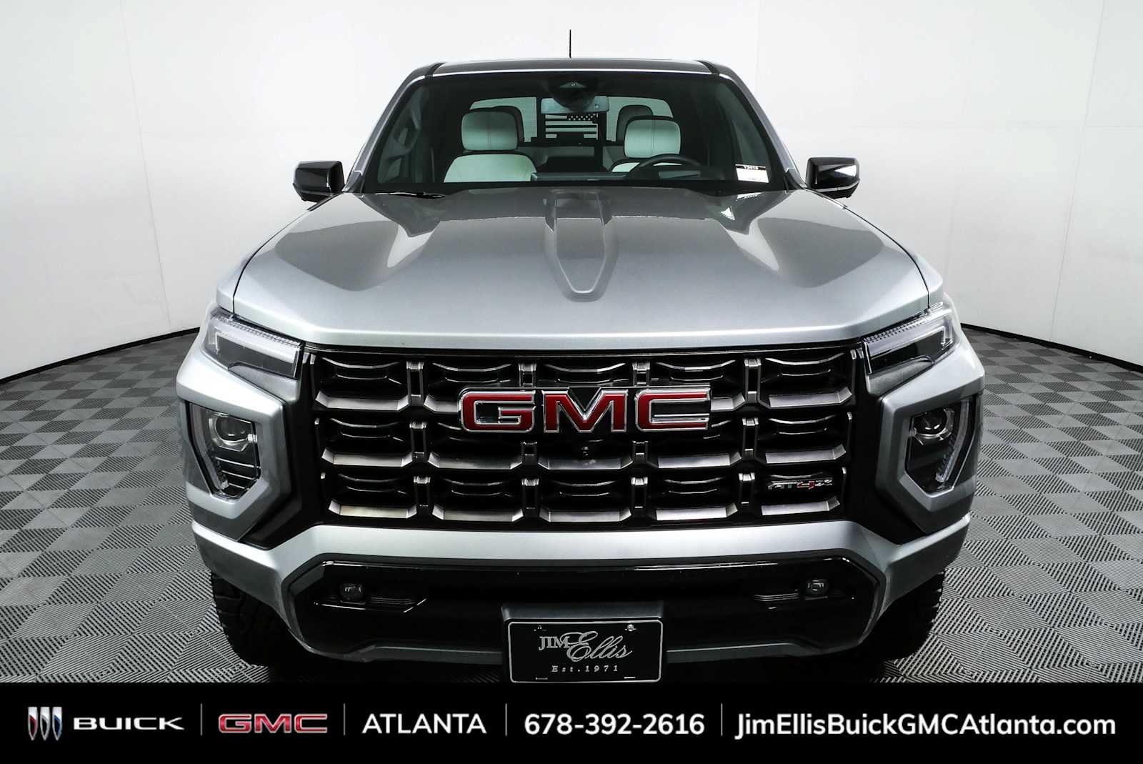 Used 2024 GMC Canyon AT4X AWD/4WD image 28