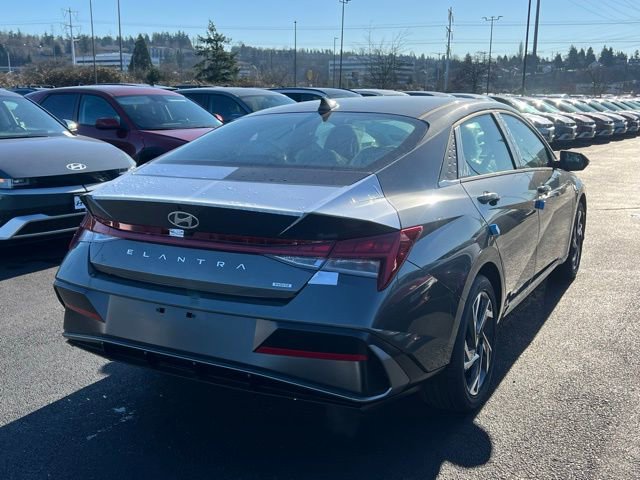 New 2026 Hyundai Elantra Limited image 4