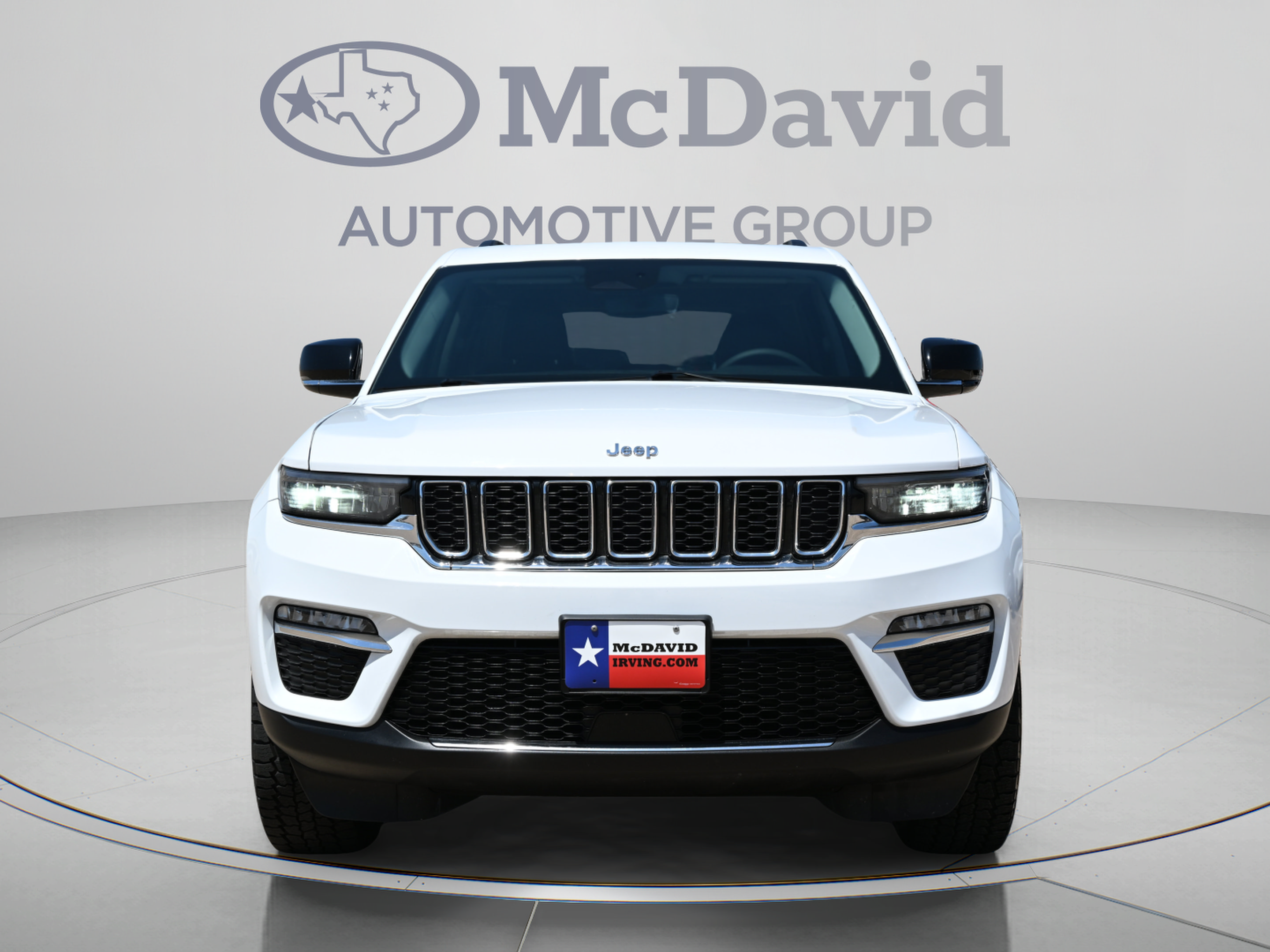 Used 2023 Jeep Grand Cherokee Limited AWD/4WD image 9