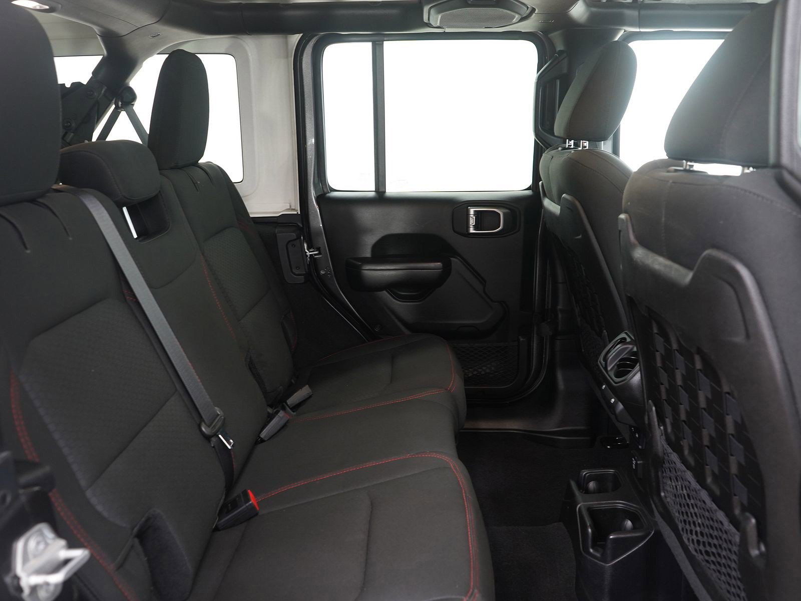 Used 2019 Jeep Wrangler Unlimited Rubicon w/ Dual Top Group image 12