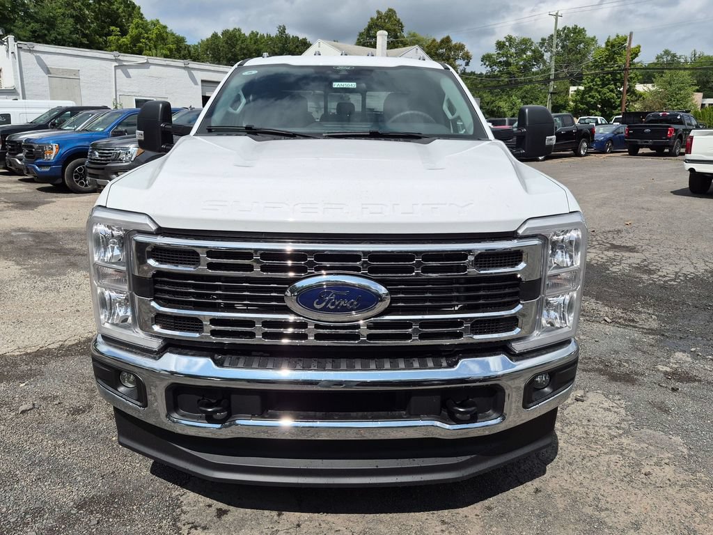 New 2026 Ford F350 XLT w/ Snow Plow/Camper Package AWD/4WD image 3