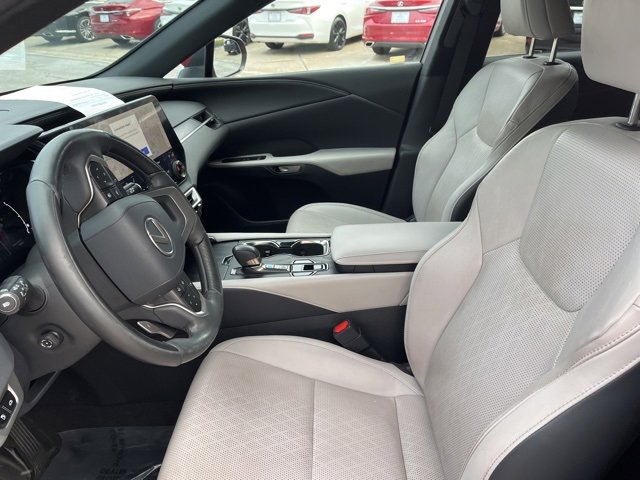 Used 2024 Lexus RX 350 Premium Plus w/ Convenience Package image 11