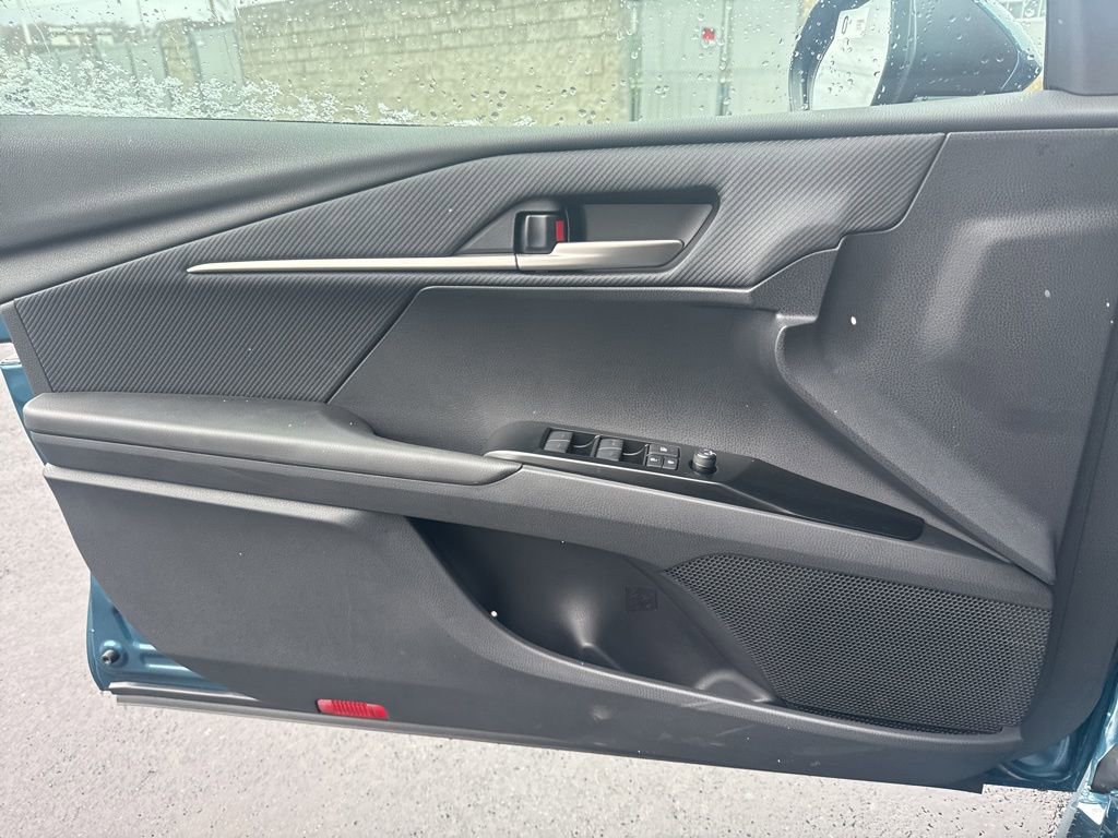 New 2026 Toyota Camry SE image 6