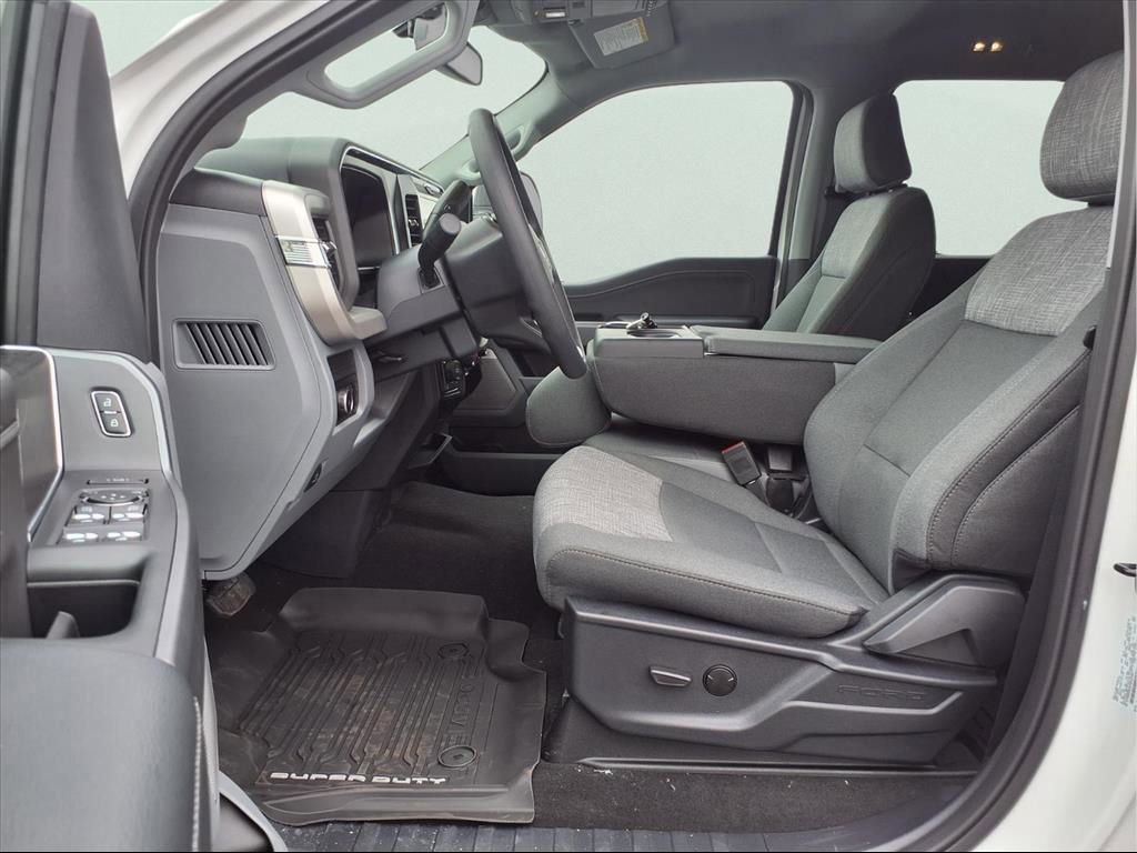 New 2026 Ford F250 XLT w/ XLT Premium Package AWD/4WD image 15