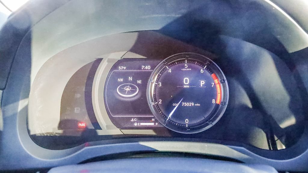 Used 2022 Lexus IS 350 F Sport w/ Navigation Package image 23