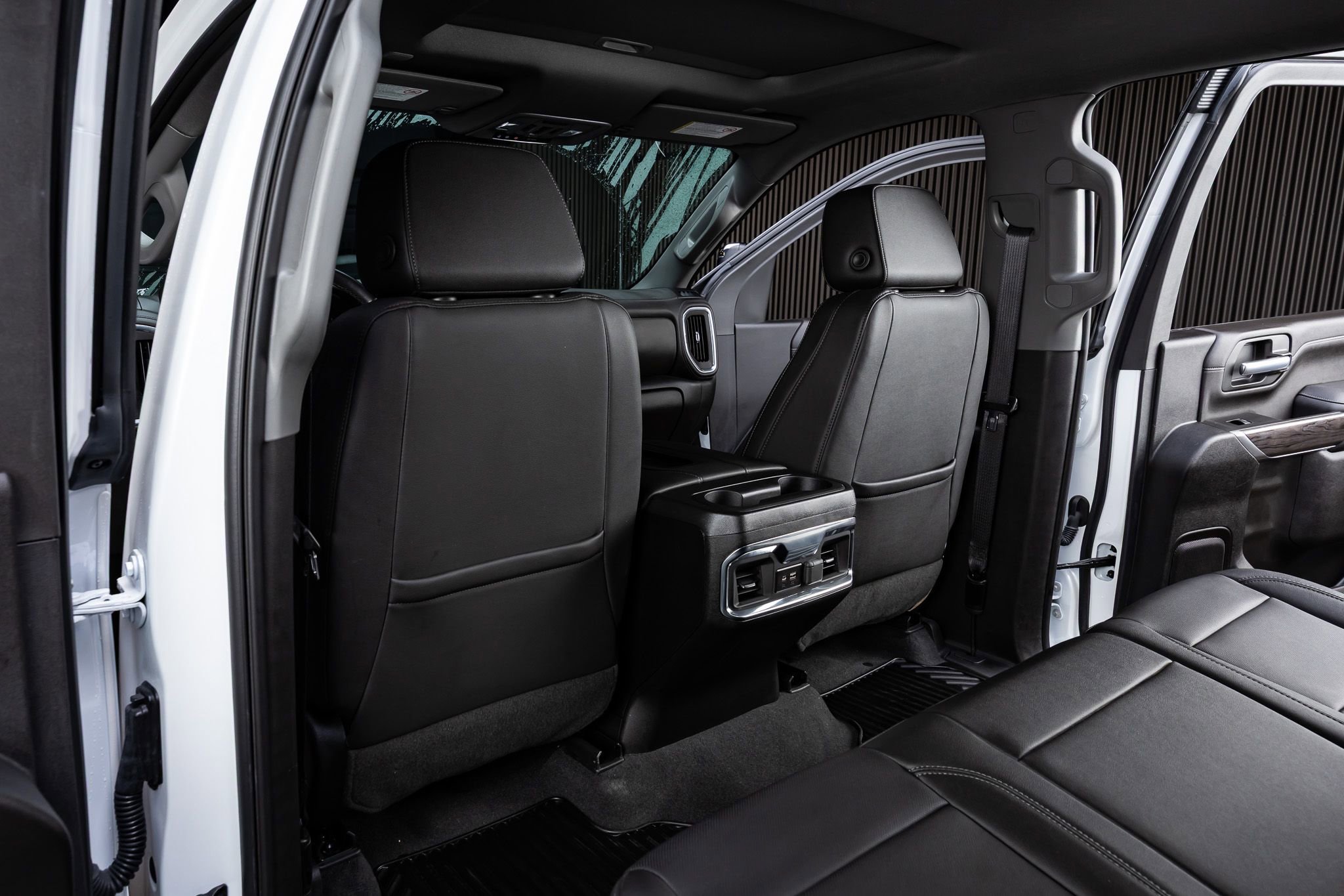 Used 2022 Chevrolet Silverado 2500 LTZ w/ LTZ Plus Package image 34