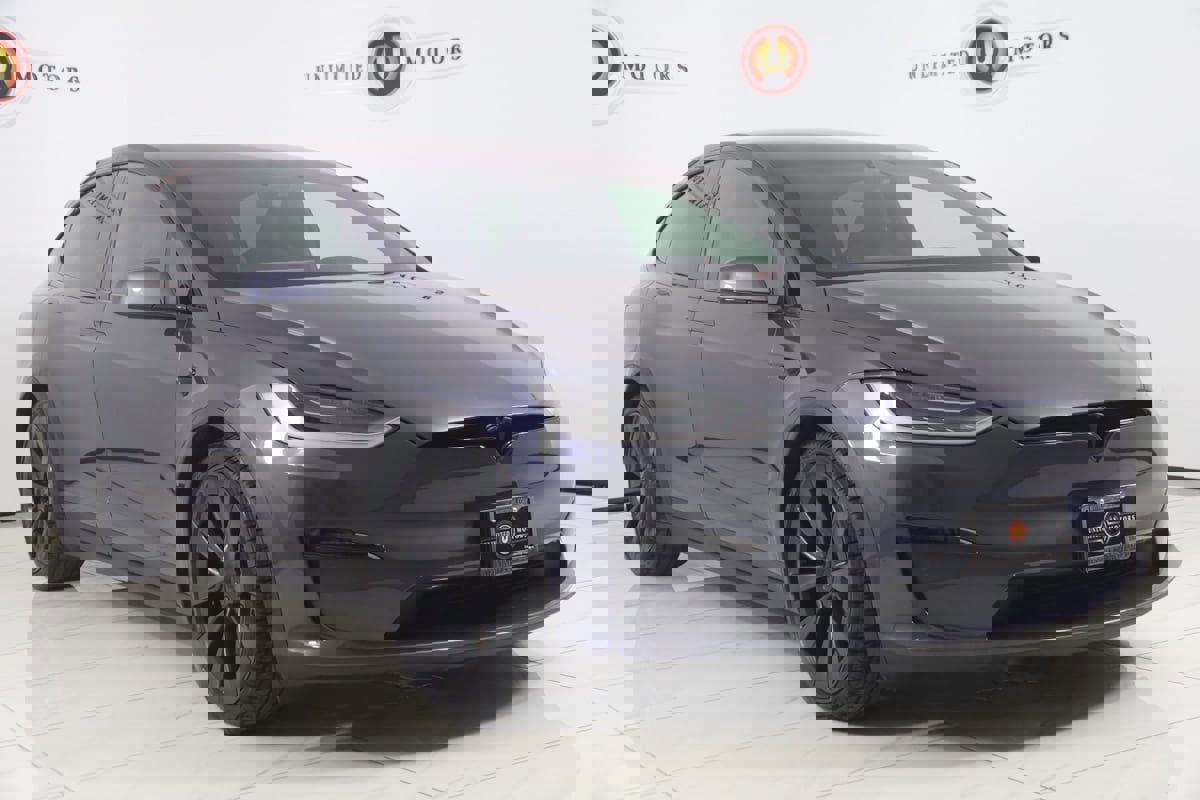 Used 2022 Tesla Model X image 27