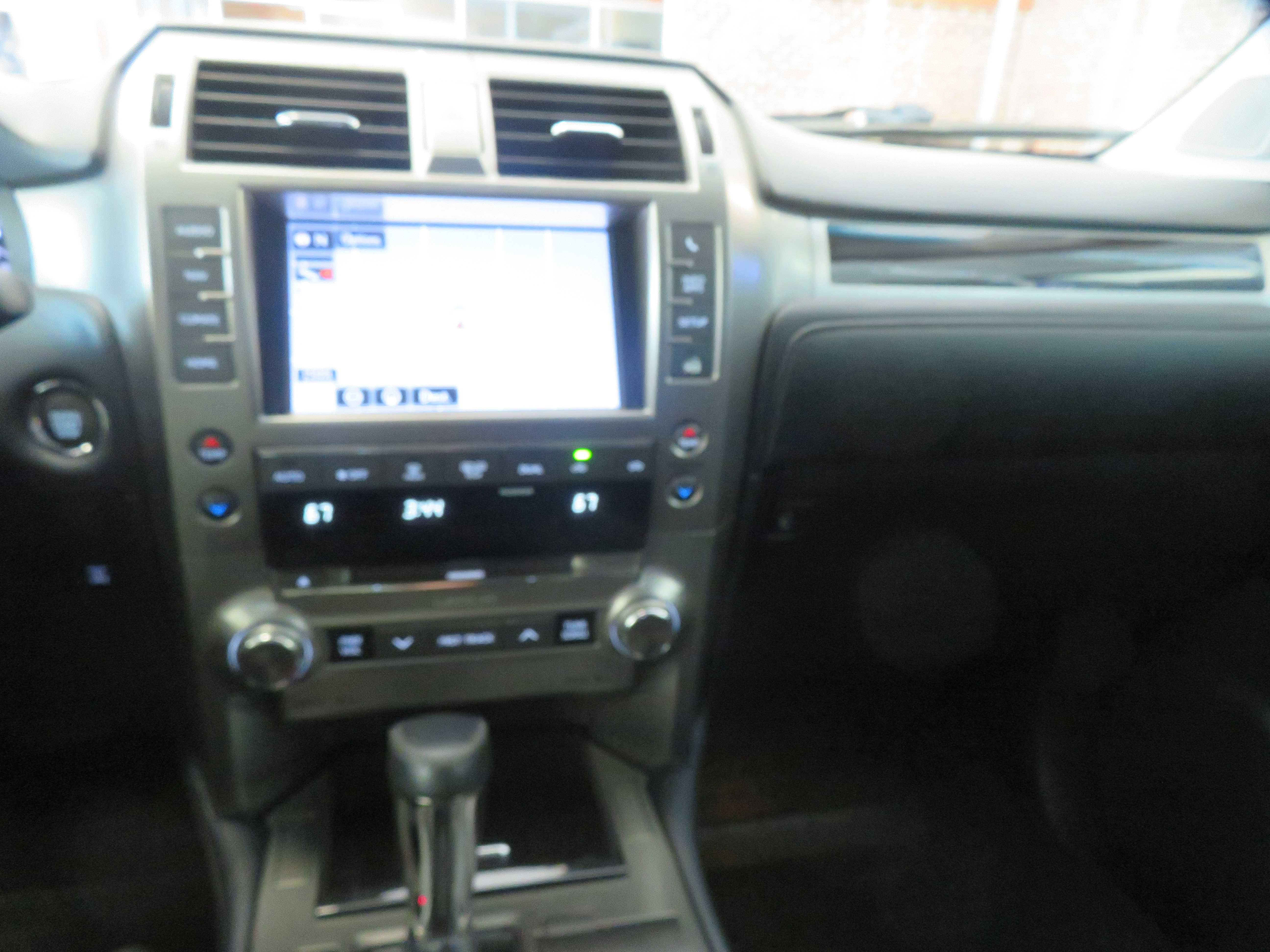 Used 2017 Lexus GX 460 w/ Navigation Package image 36