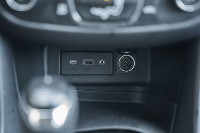 Used 2021 Chevrolet Equinox LT image 29