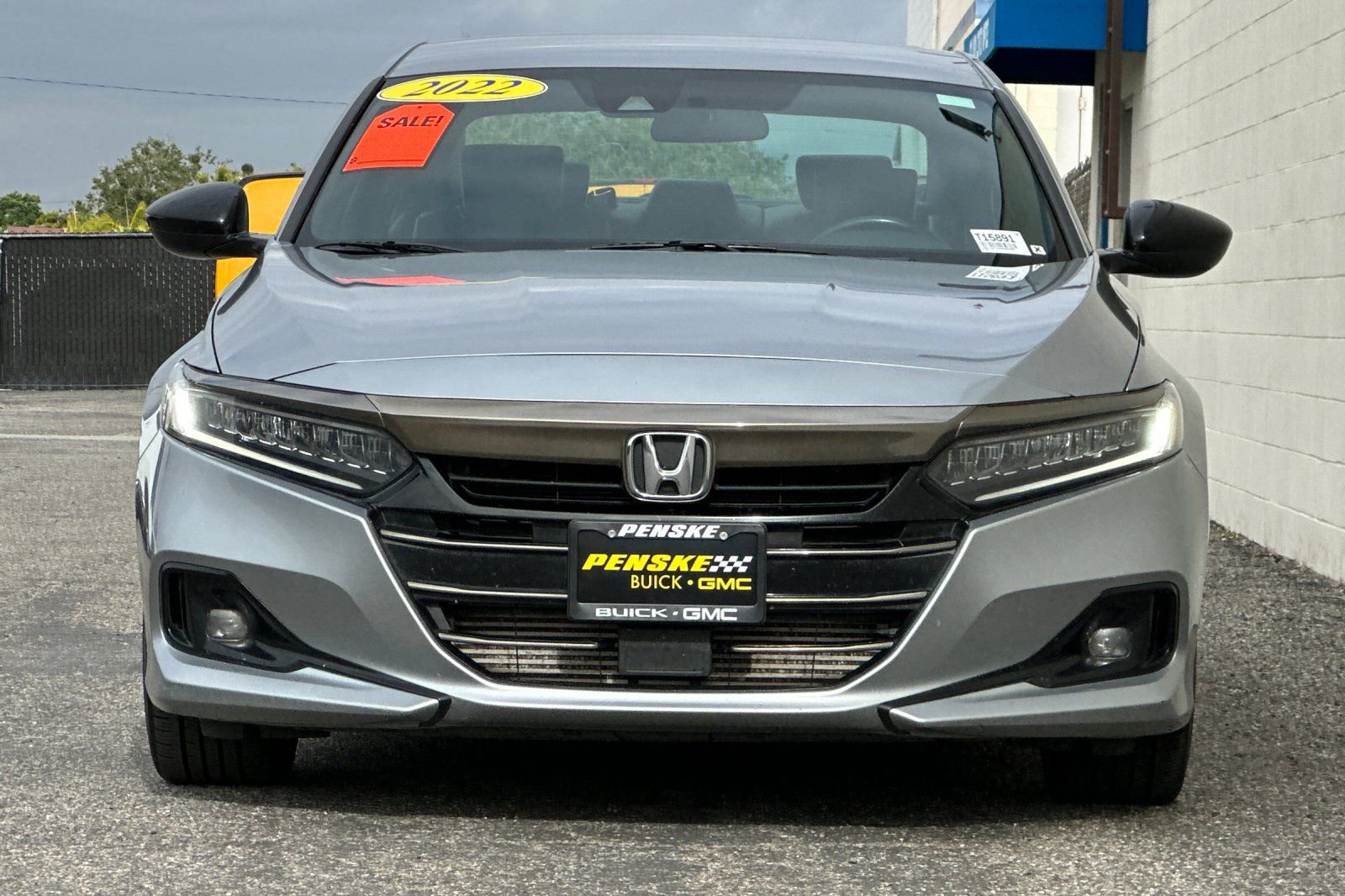 Used 2022 Honda Accord Sport image 9