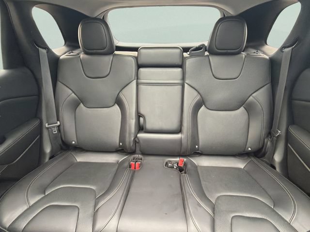Used 2019 Jeep Cherokee Limited AWD/4WD image 18