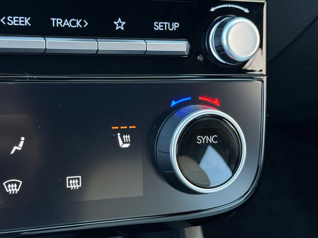 Certified 2025 Hyundai Santa Cruz SEL image 5