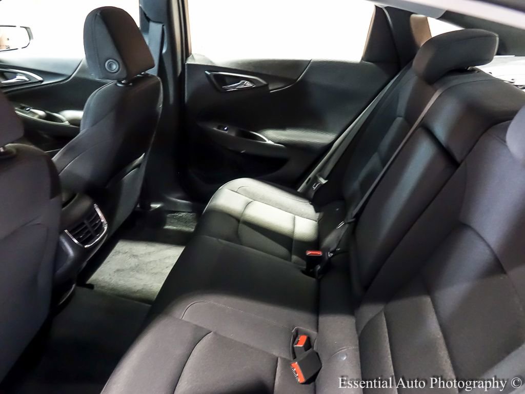 Used 2025 Chevrolet Malibu LT FWD image 16