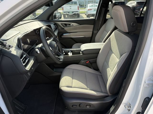 New 2026 Chevrolet Traverse LT w/ Driver Confidence Package FWD image 12