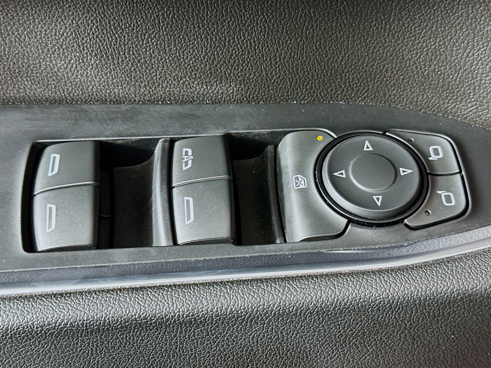 Used 2023 GMC Sierra 1500 Elevation image 15