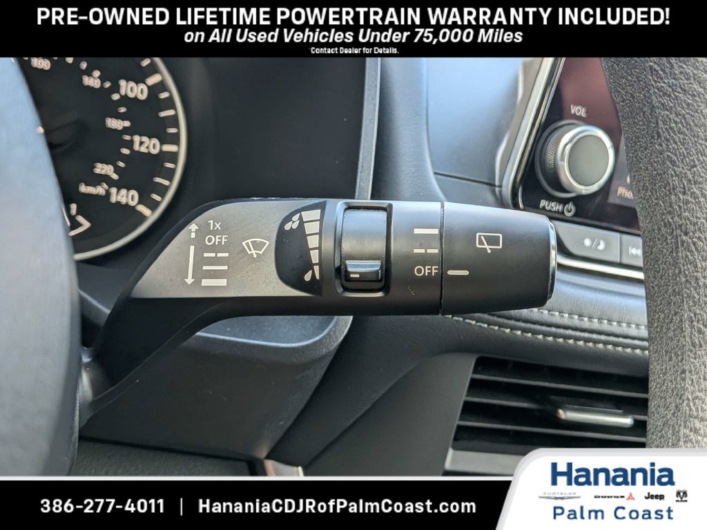 Used 2024 Nissan Rogue SV AWD/4WD image 26