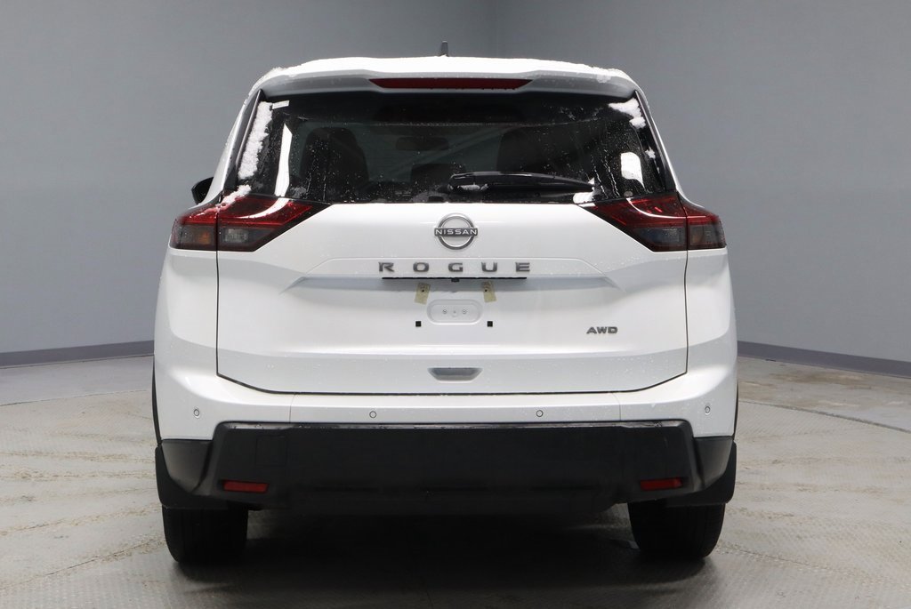 Certified 2024 Nissan Rogue S image 10