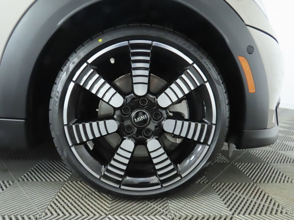 Certified 2023 MINI Cooper S image 39