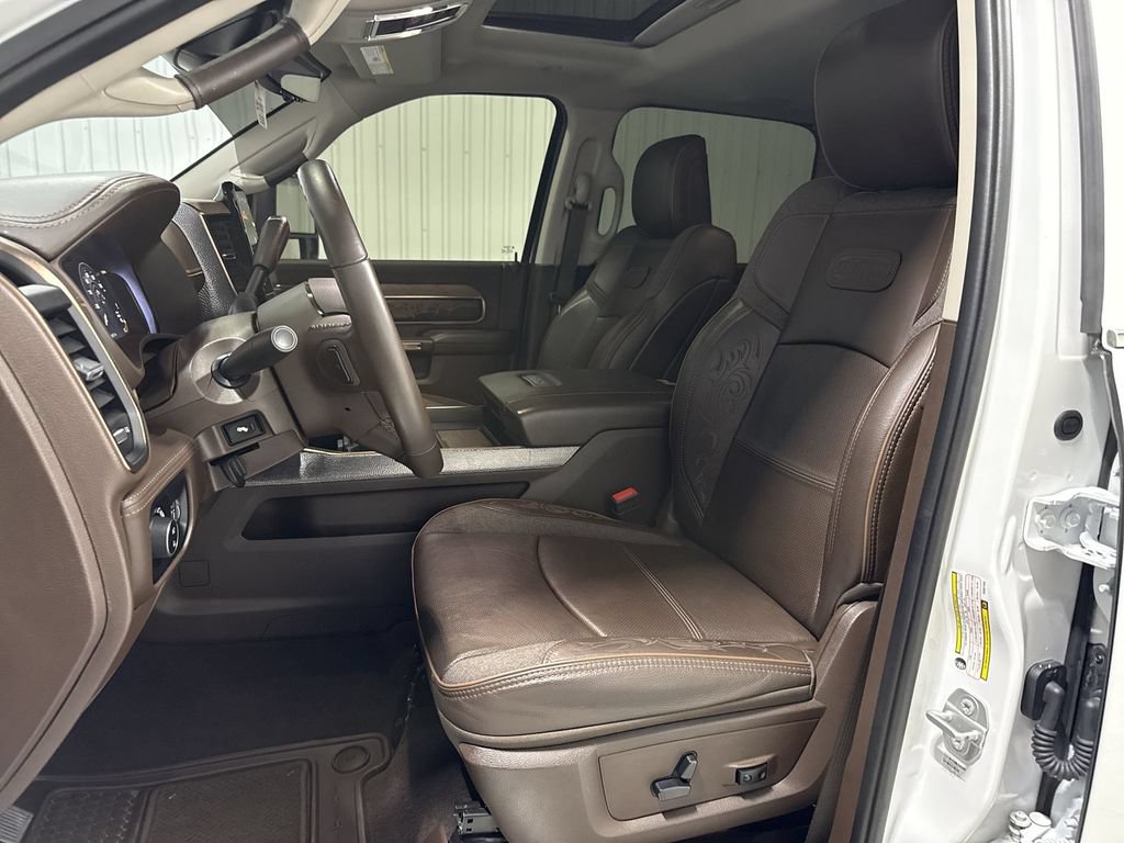 Used 2025 RAM 3500 Longhorn AWD/4WD image 20