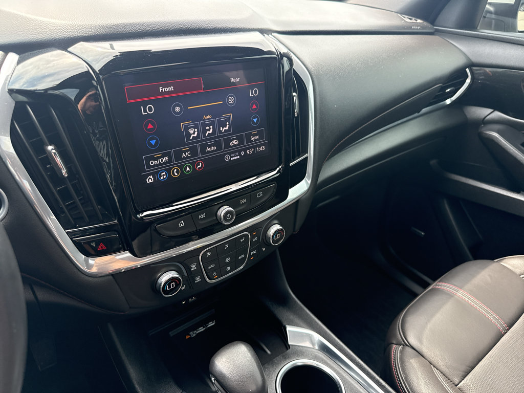 Used 2022 Chevrolet Traverse RS AWD/4WD image 23