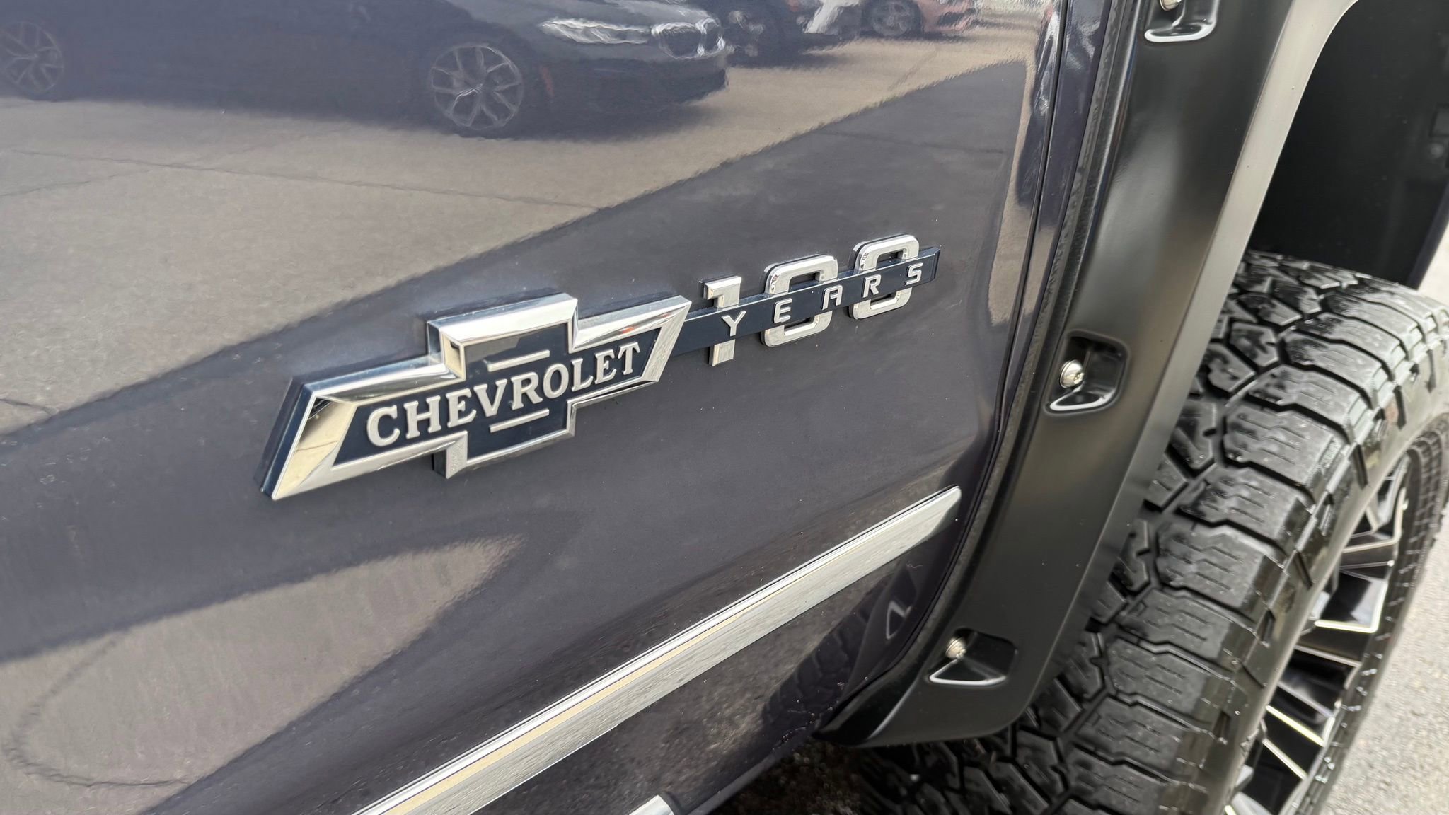 Used 2018 Chevrolet Silverado 1500 LTZ Z71 w/ Centennial Edition AWD/4WD image 28
