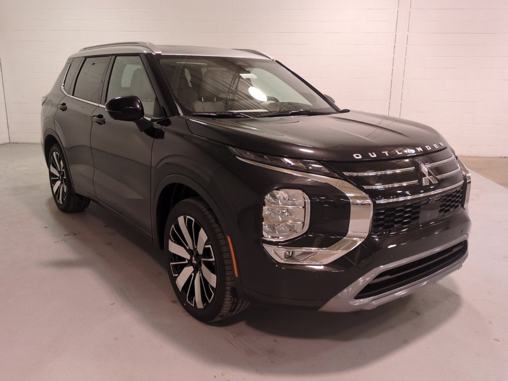 New 2025 Mitsubishi Outlander SEL