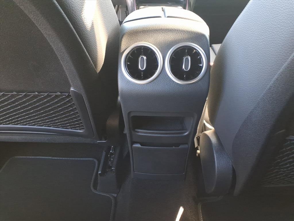 New 2025 Mercedes-Benz GLB 250 4MATIC image 27