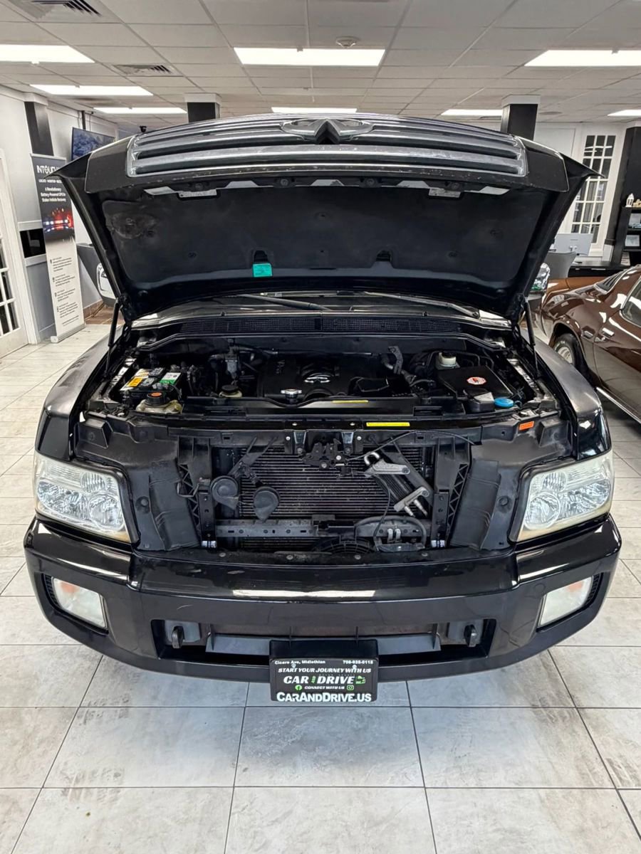 Used 2005 INFINITI QX56 4WD image 32
