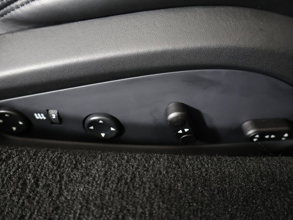 Used 2019 Ferrari 488 Spider image 37