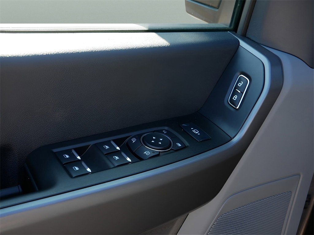 Used 2025 Ford F250 XLT w/ FX4 Off-Road Package image 20