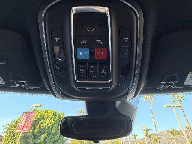 Used 2024 Jeep Grand Cherokee Limited 4xe AWD/4WD image 30