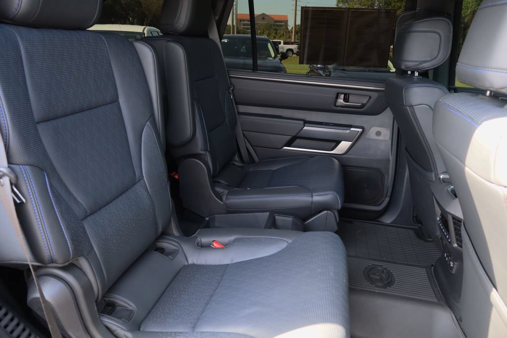Used 2026 Toyota Sequoia Platinum AWD/4WD image 31