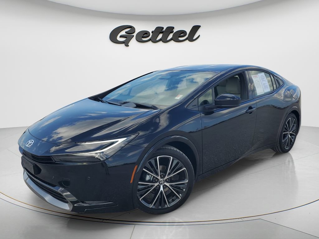 Certified 2026 Toyota Prius XLE FWD image 1
