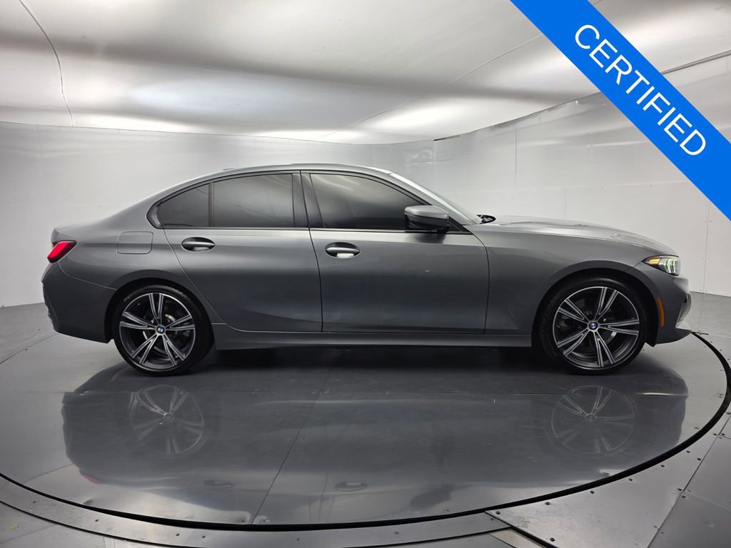 Certified 2023 BMW 330i Sedan w/ Driving Assistance Package RWD image 3