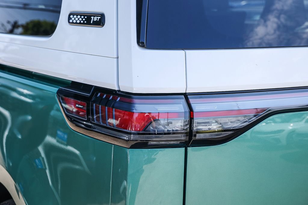New 2025 Volkswagen ID. Buzz 1st Edition image 10