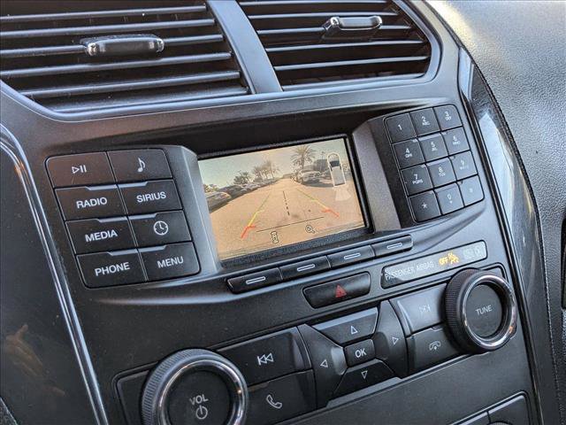 Used 2018 Ford Explorer XLT image 14