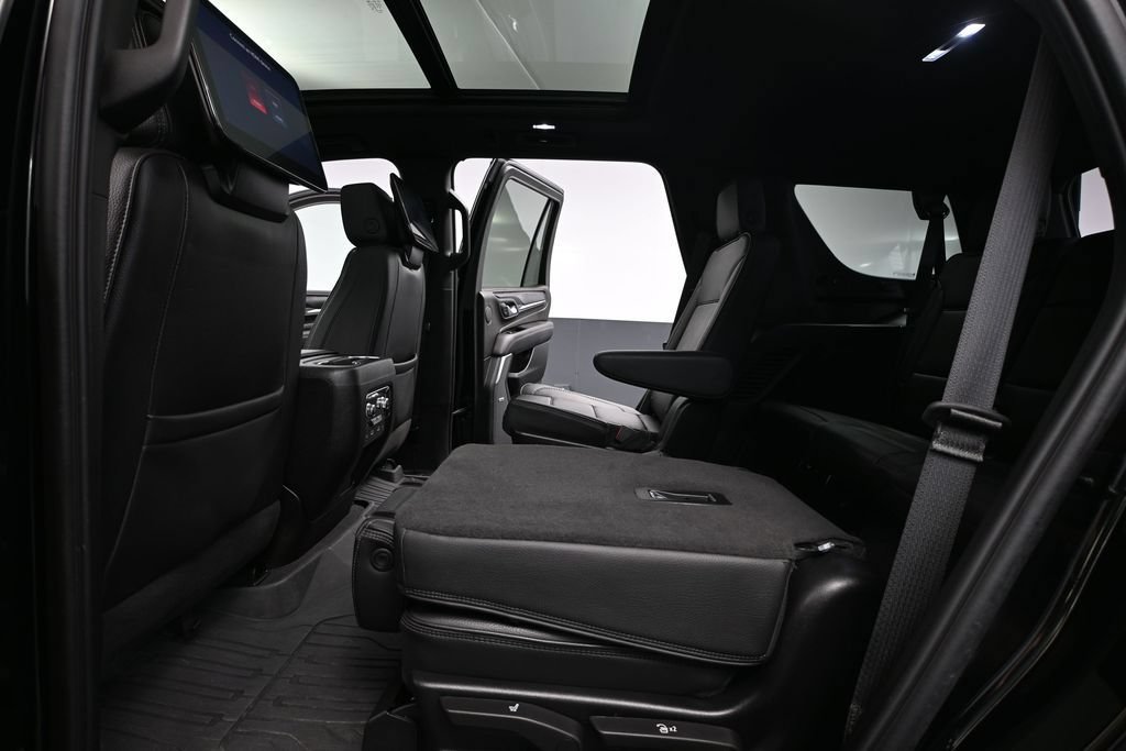 Used 2024 GMC Yukon Denali w/ Denali Reserve Package AWD/4WD image 34