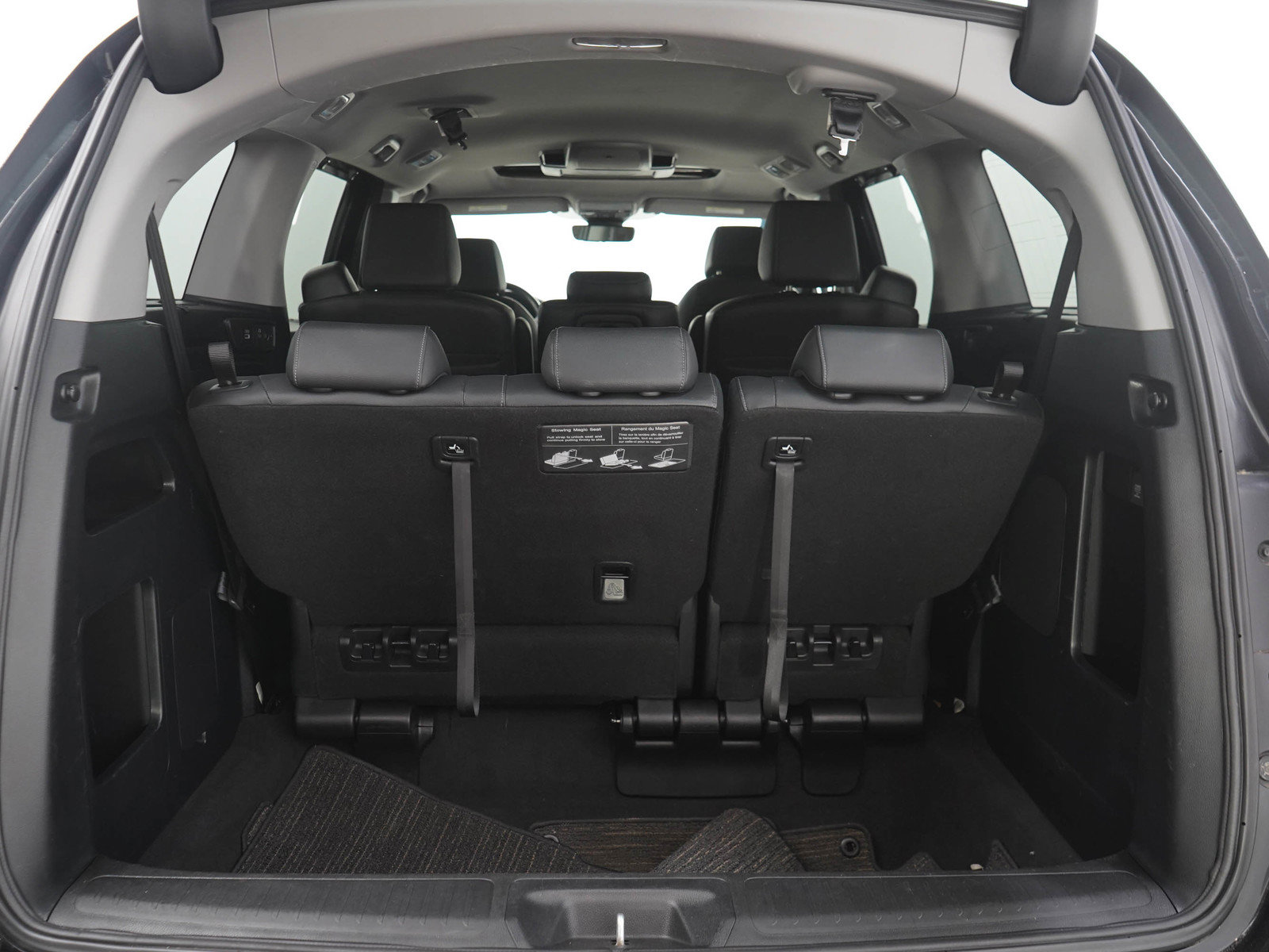 Used 2023 Honda Odyssey Touring image 9