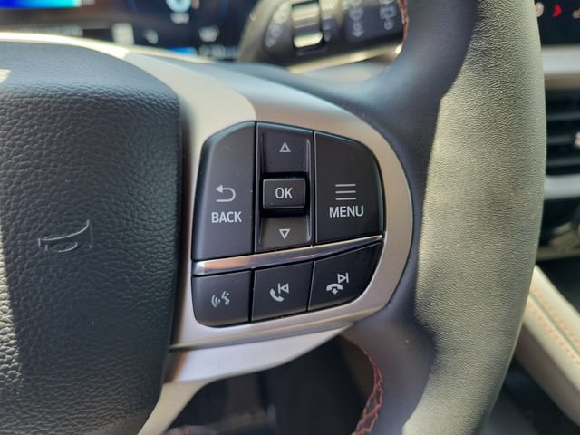 Used 2026 Ford Explorer Active RWD image 6